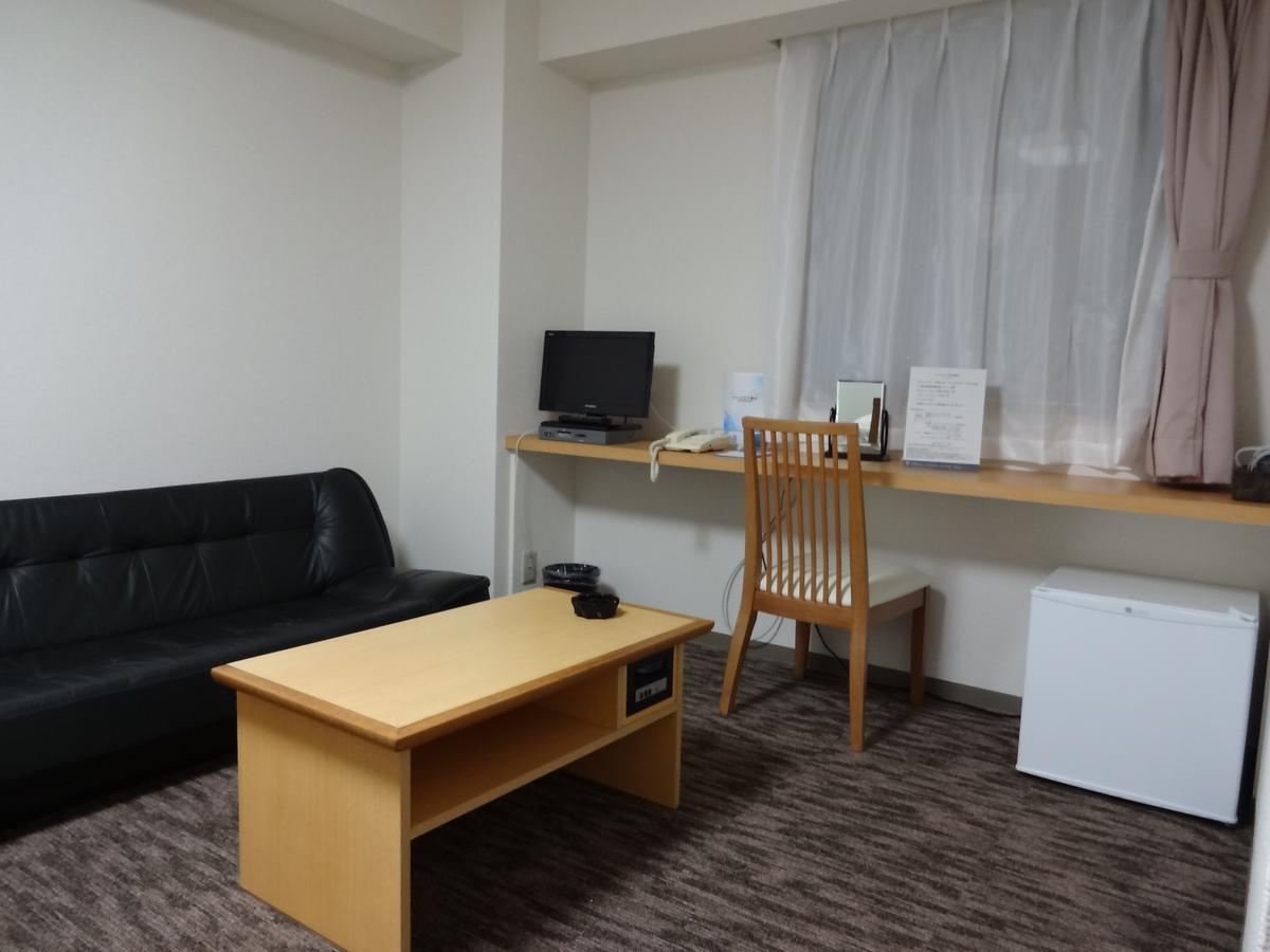 Ushiku City Hotel Ekimaekan エクステリア 写真